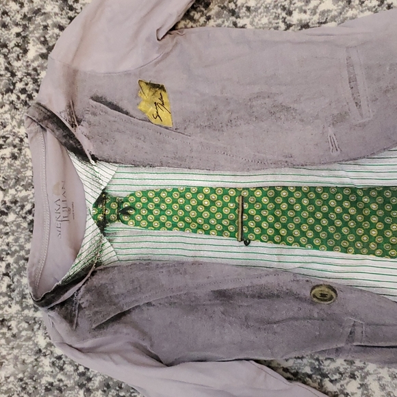 Sierra julian long sleeve top boys size4, adorable and gorgeous - Picture 2 of 3